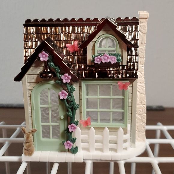 Bath & Body Works Wallflowers Hello Spring Projector LightUp Home Fragrance Plug - Picture 1 of 8